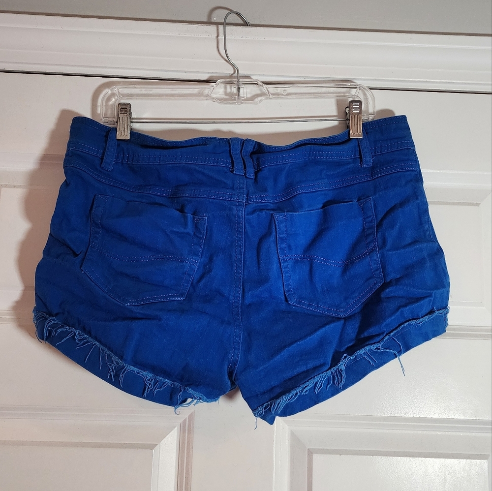 Dots Classy Blue Frayed Hem Denim Women's Shorts Size 14 - Picture 4 of 4